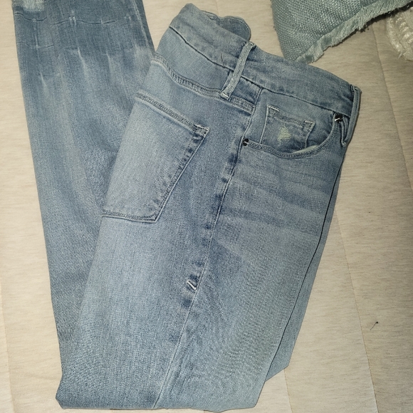 Good American Blue 373 Jeans - Picture 5 of 5